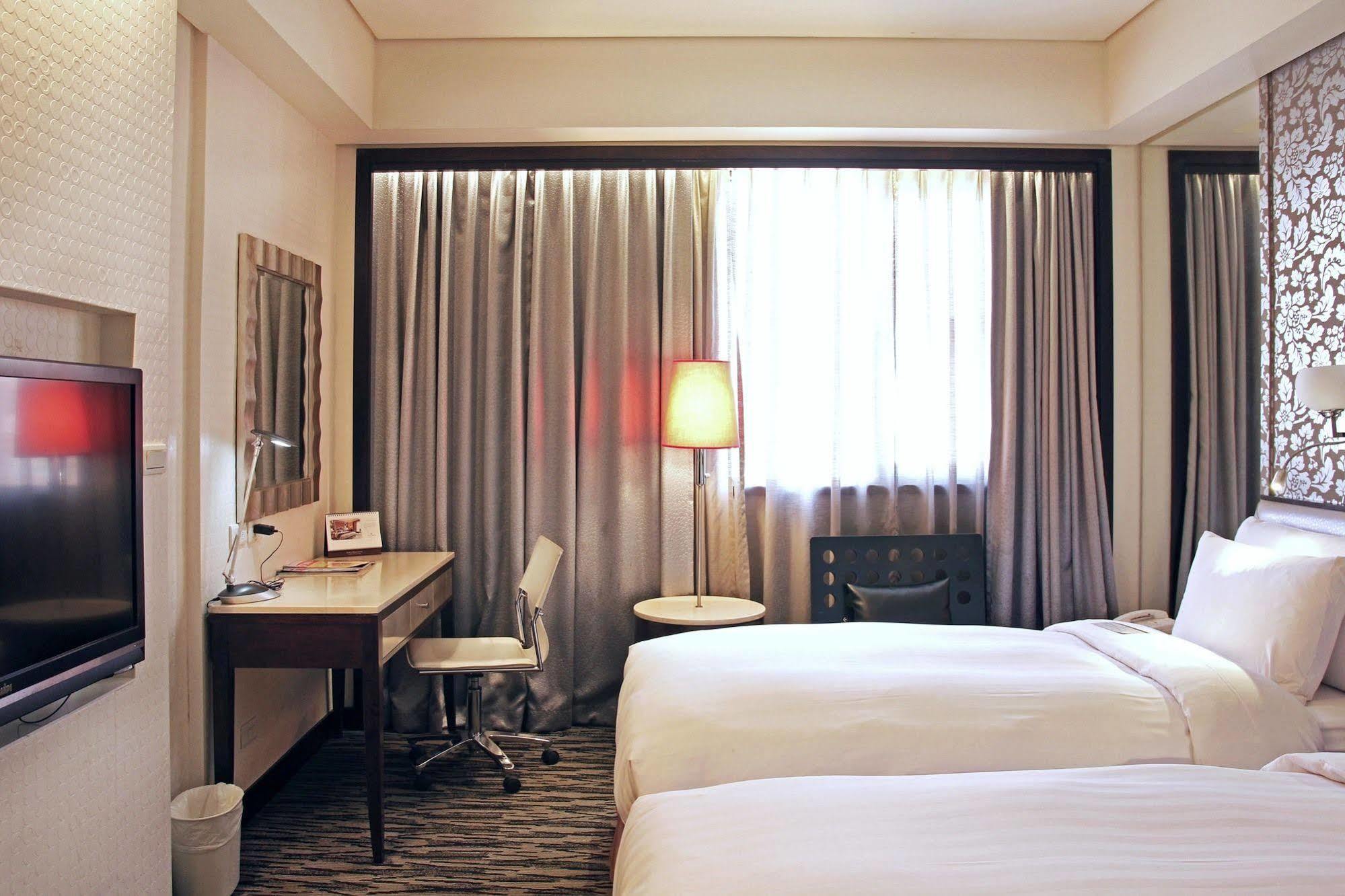 Hej Taipei Arena Hotel Extérieur photo