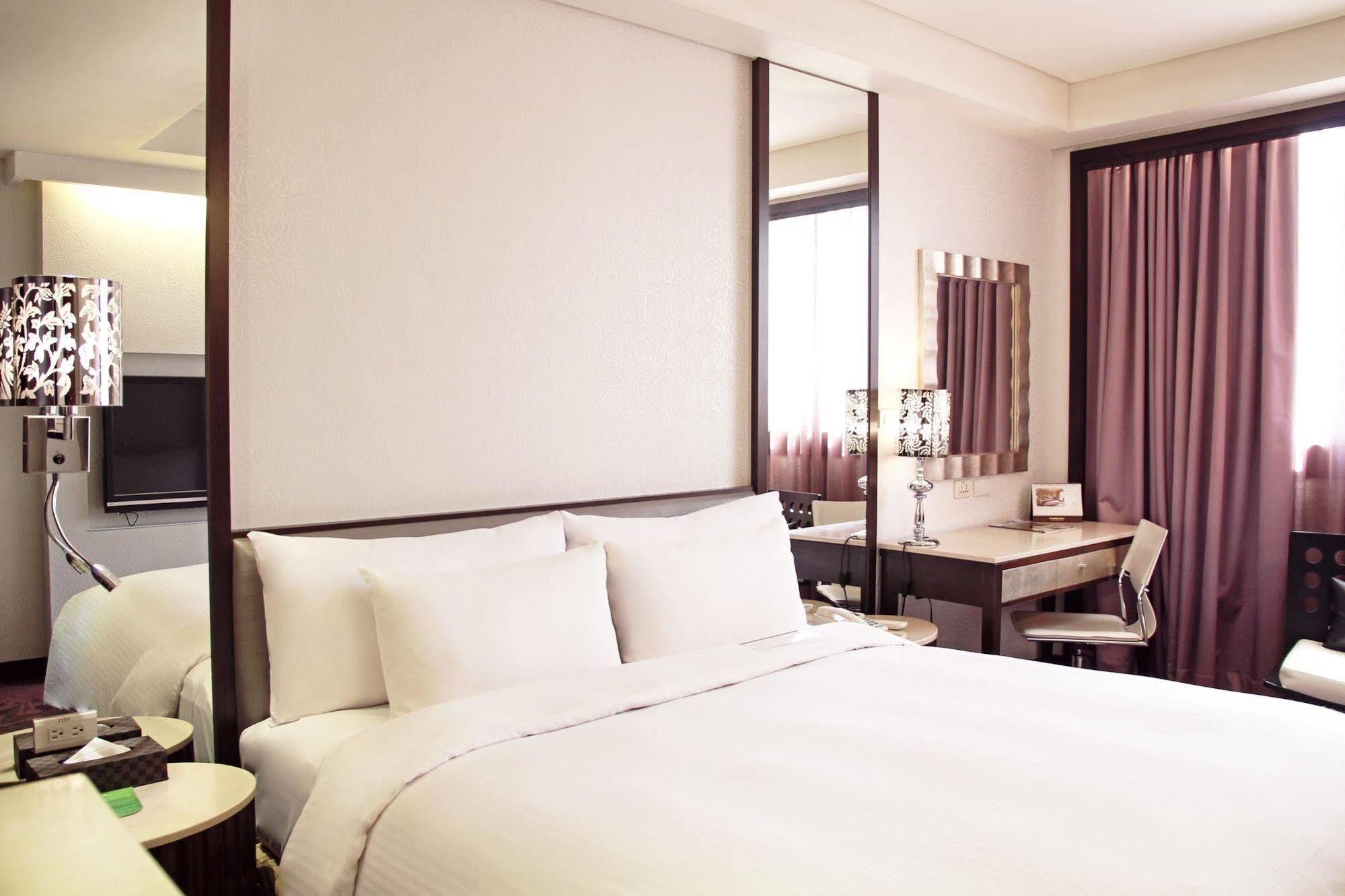 Hej Taipei Arena Hotel Extérieur photo