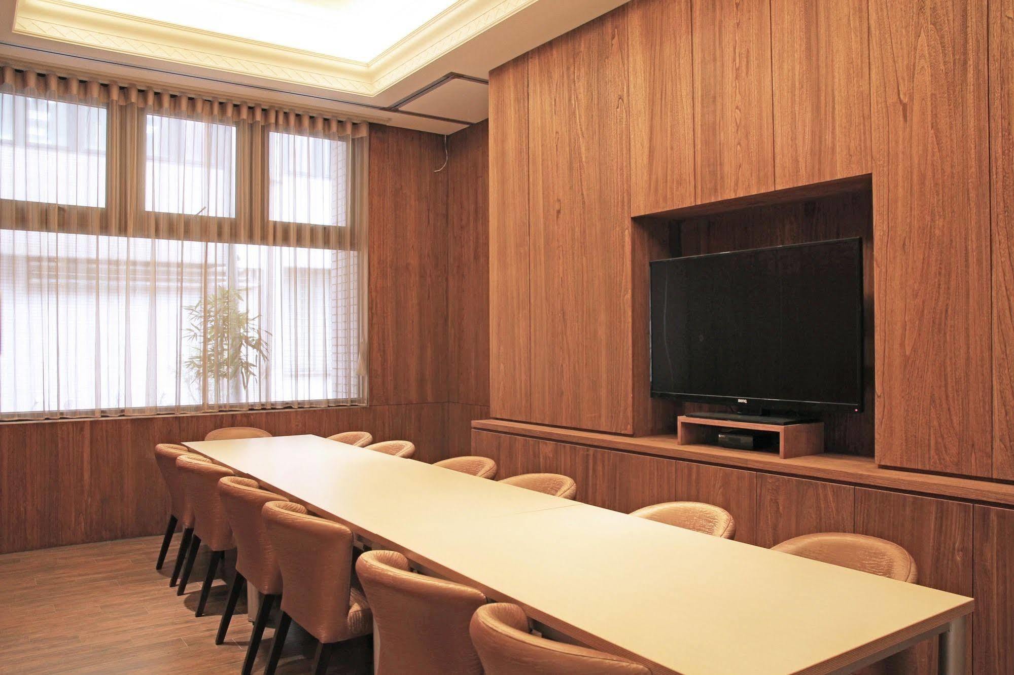 Hej Taipei Arena Hotel Extérieur photo